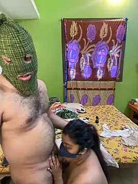 Snapshot of SwatiCam chatting on 11.14.25 SwatiCam online show from 11.14.25