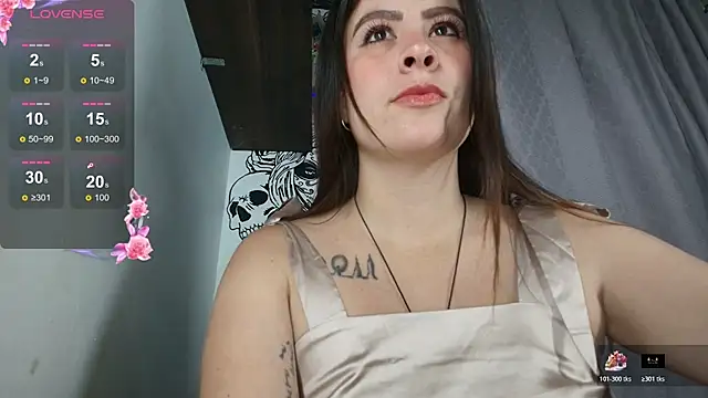Snapshot of ImSophieFox chatting on 07.24.26 ImSophieFox online show from 07.24.26