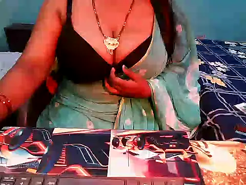 Snapshot of PREETI_BABY chatting on 05.18.26 PREETI BABY online show from 05.18.26
