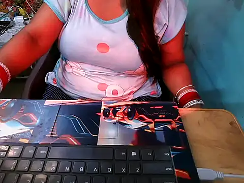 Snapshot of PREETI_BABY chatting on 07.05.26 PREETI BABY online show from 07.05.26