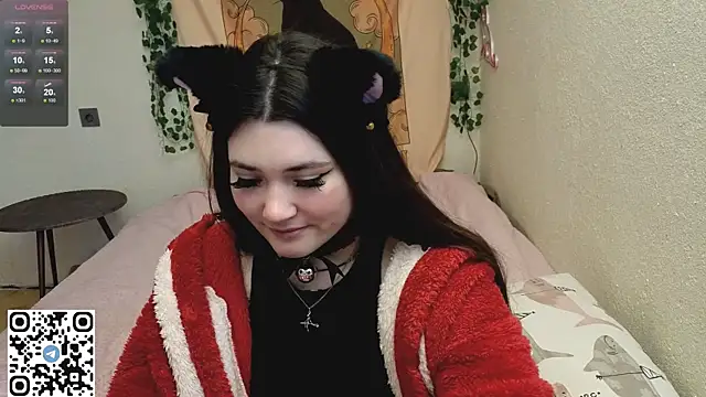 Snapshot of mirana_blade chatting on 11.01.25 mirana blade online show from 11.01.25