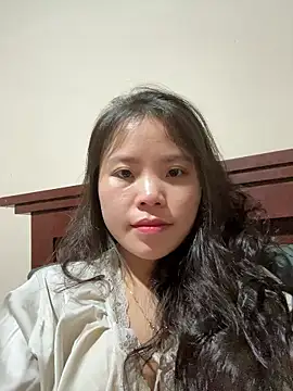 Snapshot of Bella_7777 chatting on 02.26.26 Bella 7777 online show from 02.26.26