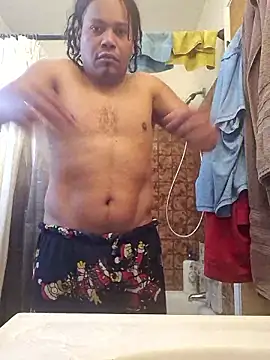 Snapshot of uratre chatting on 01.14.26 uratre online show from 01.14.26