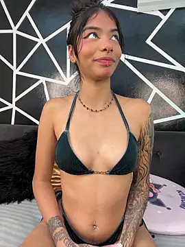 TweetiePieXXX online show from 02.26.26