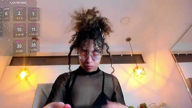 Hanna Cornee  online show from 02.20.26