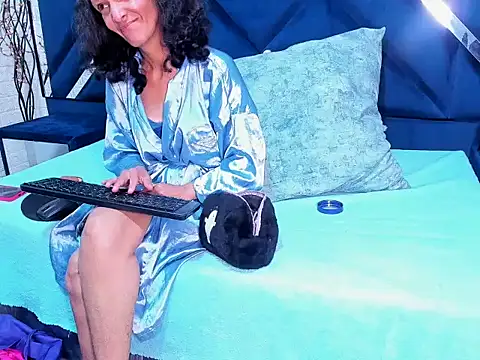 YanetRose online show from 07.04.26