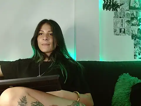 Snapshot of Chloe_paytone chatting on 10.05.25 Chloe paytone online show from 10.05.25