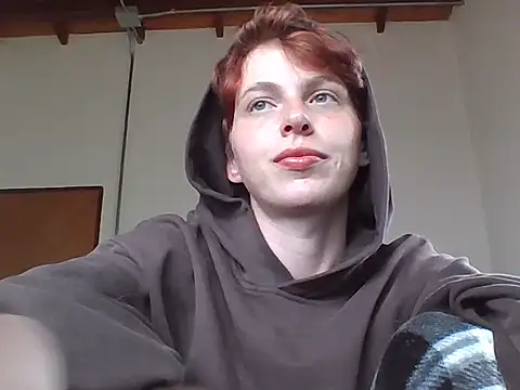 Snapshot of nyxofempusa chatting on 10.15.25 nyxofempusa online show from 10.15.25