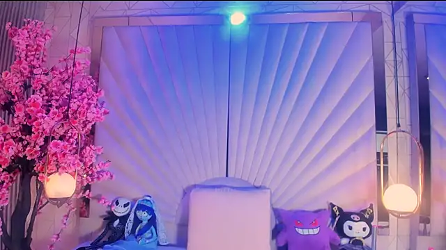 VesperVelvet online show from 03.31.26