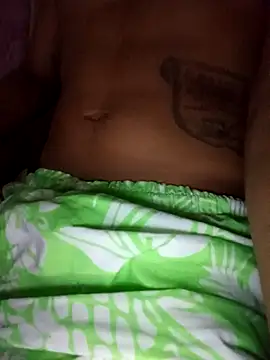 Snapshot of brehyder chatting on 04.11.26 brehyder online show from 04.11.26