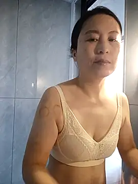 chengcheng12 online show from 10.17.25