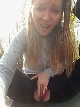 Snapshot of FayeFlame chatting on 04.16.26 FayeFlame online show from 04.16.26