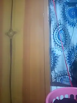 Snapshot of BabyHansi chatting on 10.04.25 BabyHansi online show from 10.04.25