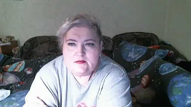Snapshot of Lana555 chatting on 04.19.26 Lana555 online show from 04.19.26