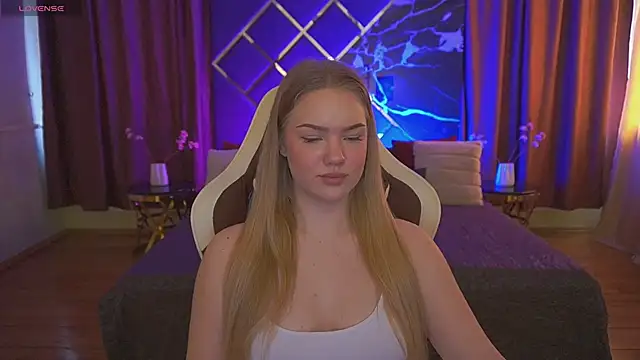 Snapshot of CelesteNoir chatting on 02.20.26 CelesteNoir online show from 02.20.26