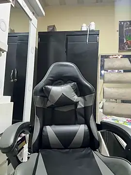 Snapshot of Vliacoooper2 chatting on 03.24.26 Vliacoooper2 online show from 03.24.26