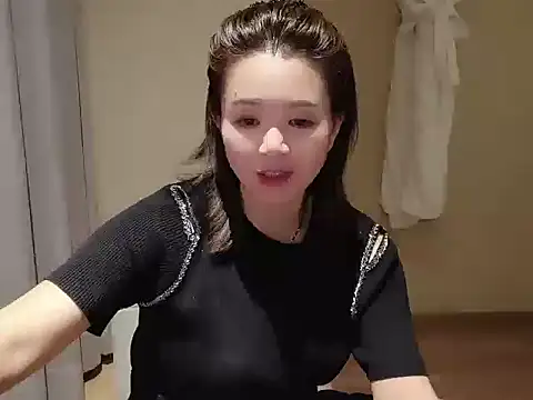 Snapshot of minmin1230 chatting on 09.21.25 minmin1230 online show from 09.21.25