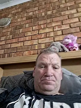 wallacelegend online show from 11.11.25