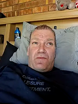 wallacelegend online show from 02.03.26