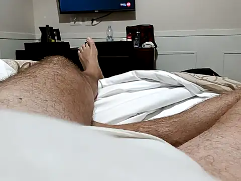 Snapshot of Io125 chatting on 11.23.25 Io125 online show from 11.23.25