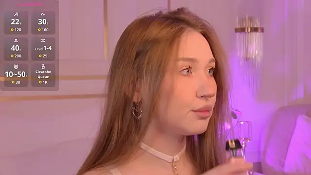 Snapshot of NancySmitts chatting on 10.27.25 NancySmitts online show from 10.27.25