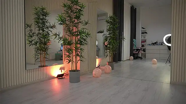 EmmaBlanco online show from 02.27.26