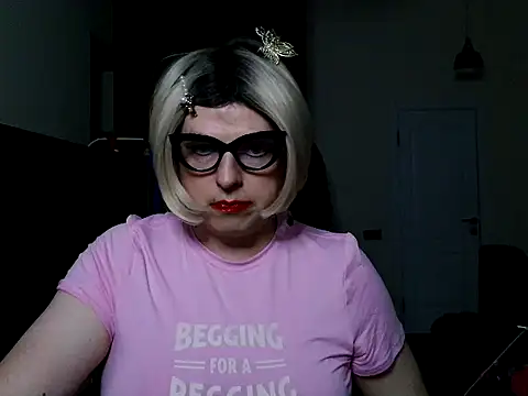 sissyslutmasha online show from 11.17.25