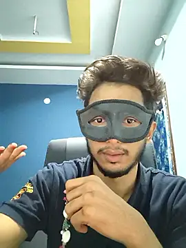 Snapshot of SassyWildCouple chatting on 09.28.25 SassyWildCouple online show from 09.28.25