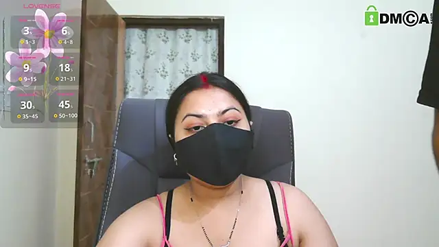 Snapshot of SassyWildCouple chatting on 05.30.26 SassyWildCouple online show from 05.30.26