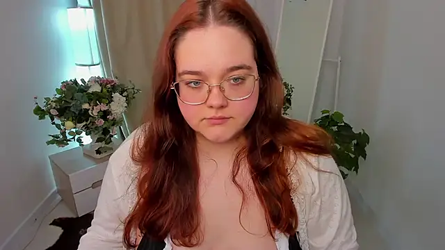 Neko Moor online show from 09.10.25