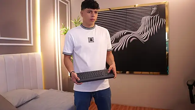 Ethan occonor online show from 11.18.25