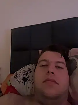 Snapshot of Lars2306 chatting on 10.30.25 Lars2306 online show from 10.30.25