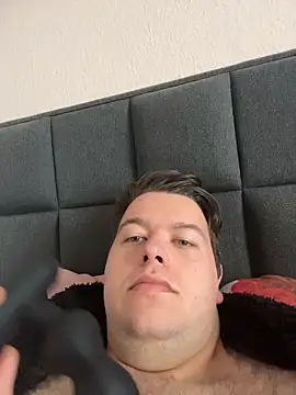 Snapshot of Lars2306 chatting on 11.02.25 Lars2306 online show from 11.02.25