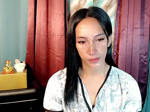 Snapshot of Wife_ur_pinay chatting on 10.12.25 Wife ur pinay online show from 10.12.25