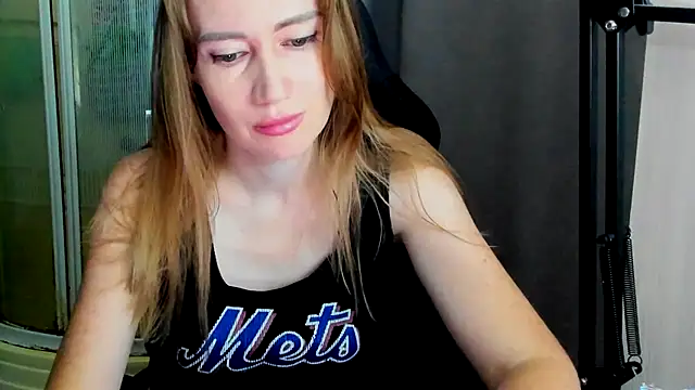 Snapshot of JessFoxxx chatting on 06.28.26 JessFoxxx online show from 06.28.26