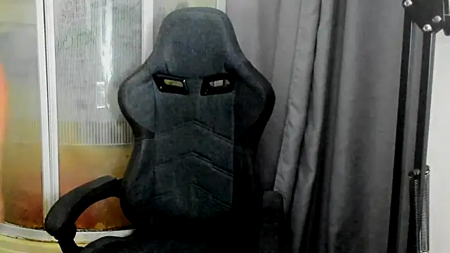 Snapshot of JessFoxxx chatting on 06.29.26 JessFoxxx online show from 06.29.26