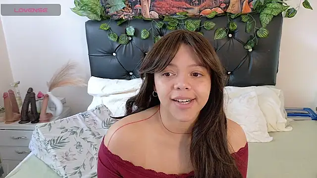 Snapshot of Amanda_sweet chatting on 02.15.26 Amanda sweet online show from 02.15.26