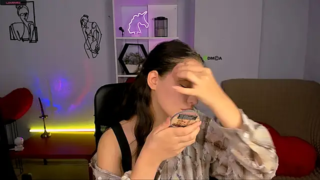 miki-niki online show from 11.11.25