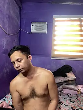 Snapshot of hotcumboi69 chatting on 03.03.26 hotcumboi69 online show from 03.03.26