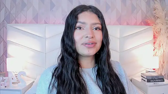 Snapshot of victoria___jonnes chatting on 10.03.25 victoria jonnes online show from 10.03.25