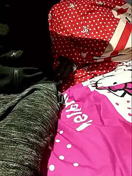 Snapshot of DavidForLife8 chatting on 11.07.25 DavidForLife8 online show from 11.07.25