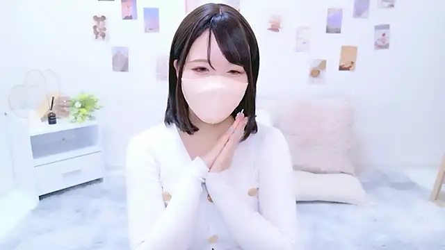Snapshot of Anzu_xx chatting on 09.26.25 Anzu xx online show from 09.26.25