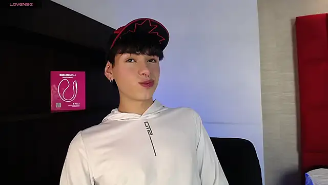 Ezra Storm online show from 09.30.25