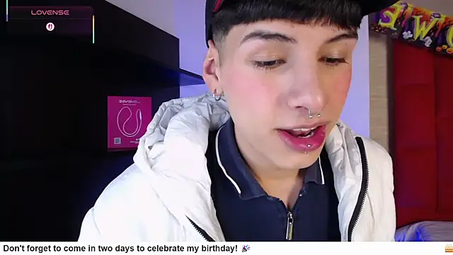 Ezra Storm online show from 10.09.25