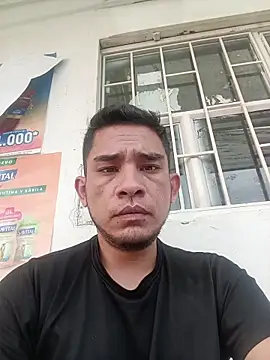 Snapshot of Andreshot911 chatting on 10.25.25 Andreshot911 online show from 10.25.25