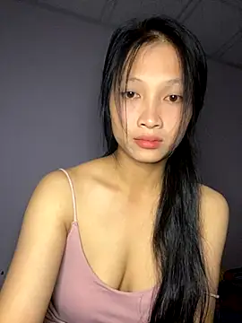 Snapshot of vyvy777 chatting on 10.25.25 vyvy777 online show from 10.25.25