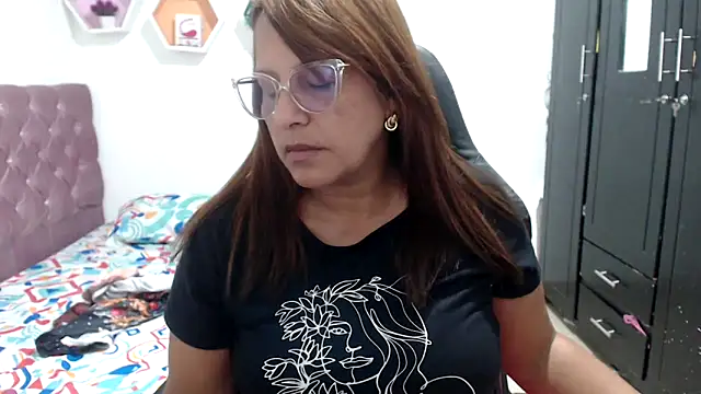 cristydirtyhot online show from 11.26.25