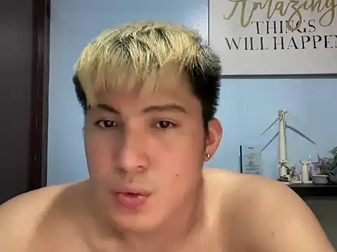 Snapshot of lovely_jay chatting on 05.26.26 lovely jay online show from 05.26.26