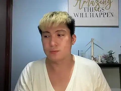Snapshot of lovely_jay chatting on 05.30.26 lovely jay online show from 05.30.26