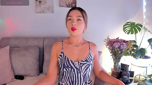 Estrer collins online show from 09.15.25